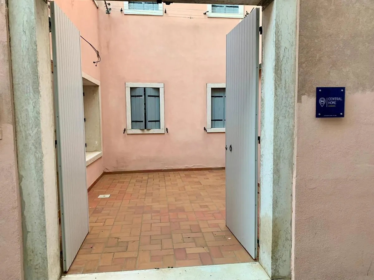 Central Home Chioggia In The Historic Center 0*,  Italie